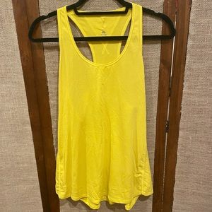 ☀️Lucy racer back tank top☀️